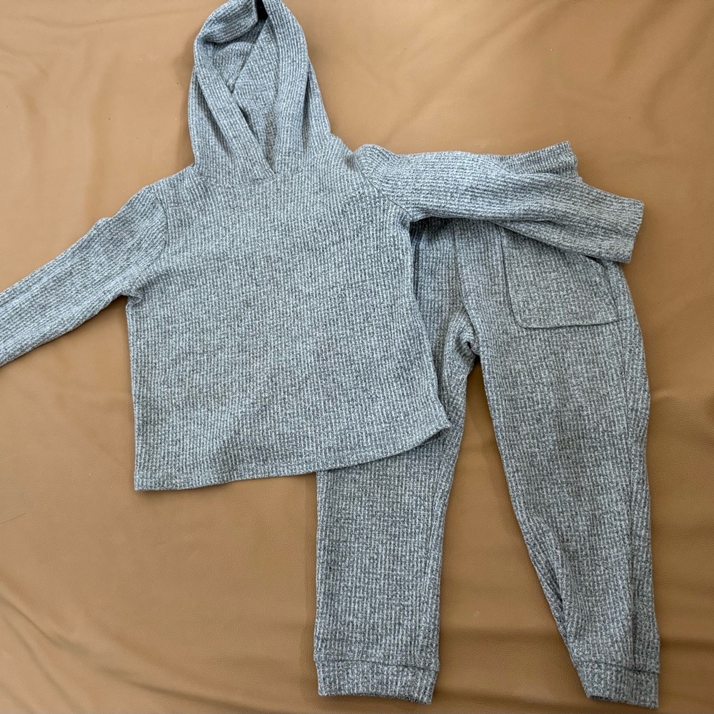 Cat & Jack Gray Ribbed Hoodie and Jogger Set